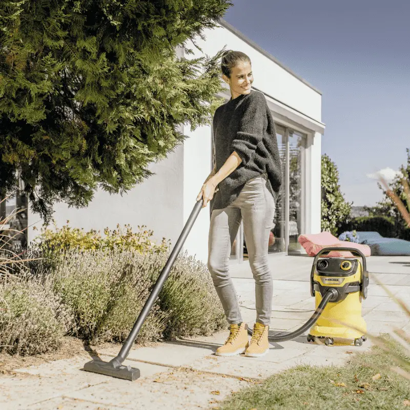 Karcher WD 5 Wet and Dry Vacuum Cleaner - Image 4