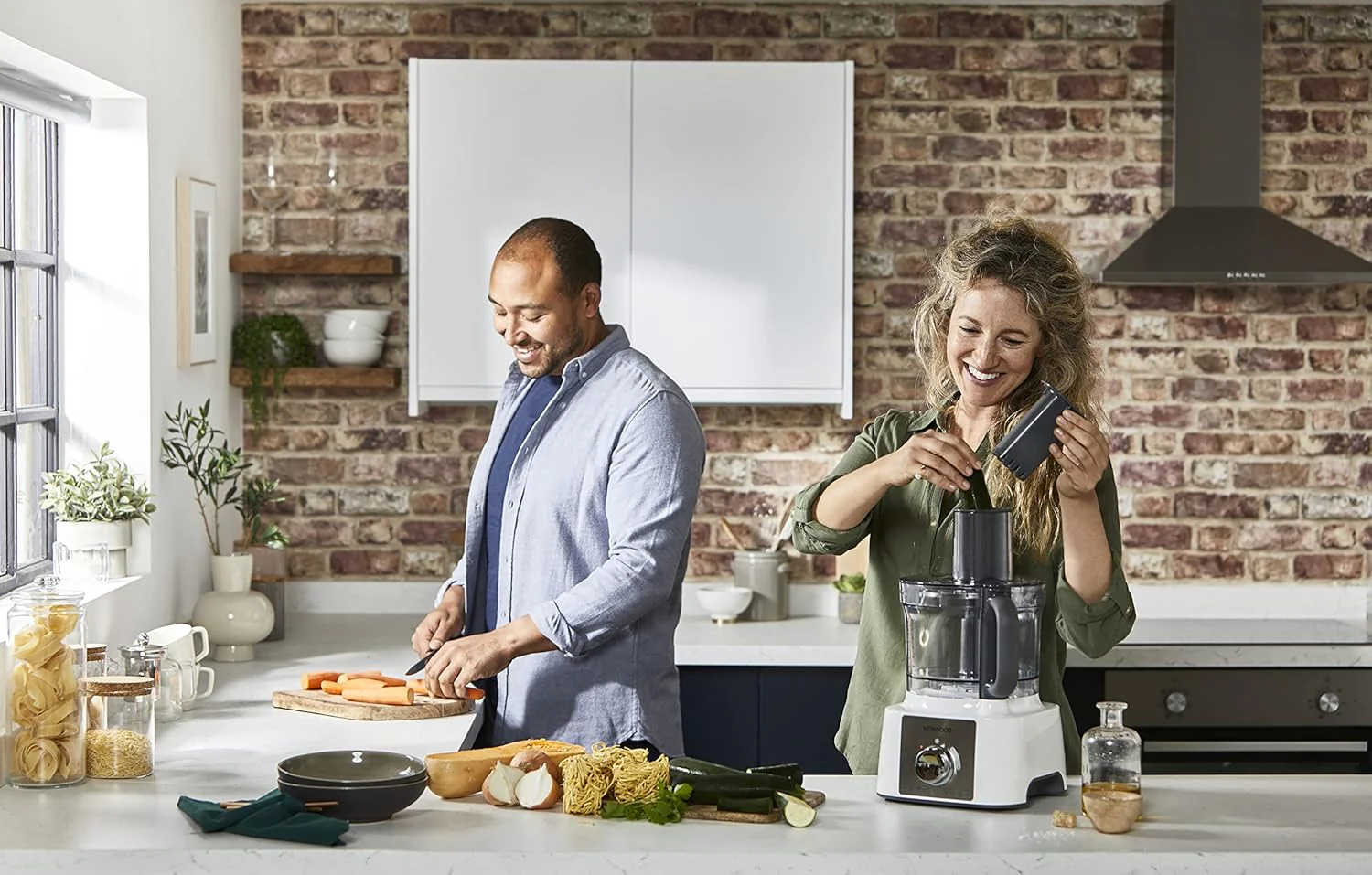 Kenwood Food Processor, 2.1 Liter, 1000 Watt, White - FDP65.400WH - Image 7