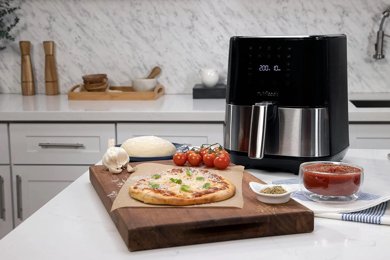 Nutricook Air Fryer 2, 1700 Watts, 5.5 Liters, Brush Stainless Steel/Black, Af205 - Image 11